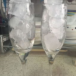 彩虹鸡尾酒 无酒精饮料 分层饮料的做法 彩虹鸡尾酒 无酒精饮料 分层饮料怎么做好吃 彩虹鸡尾酒 无酒精饮料 分层饮料 家常做法大全 豆果美食